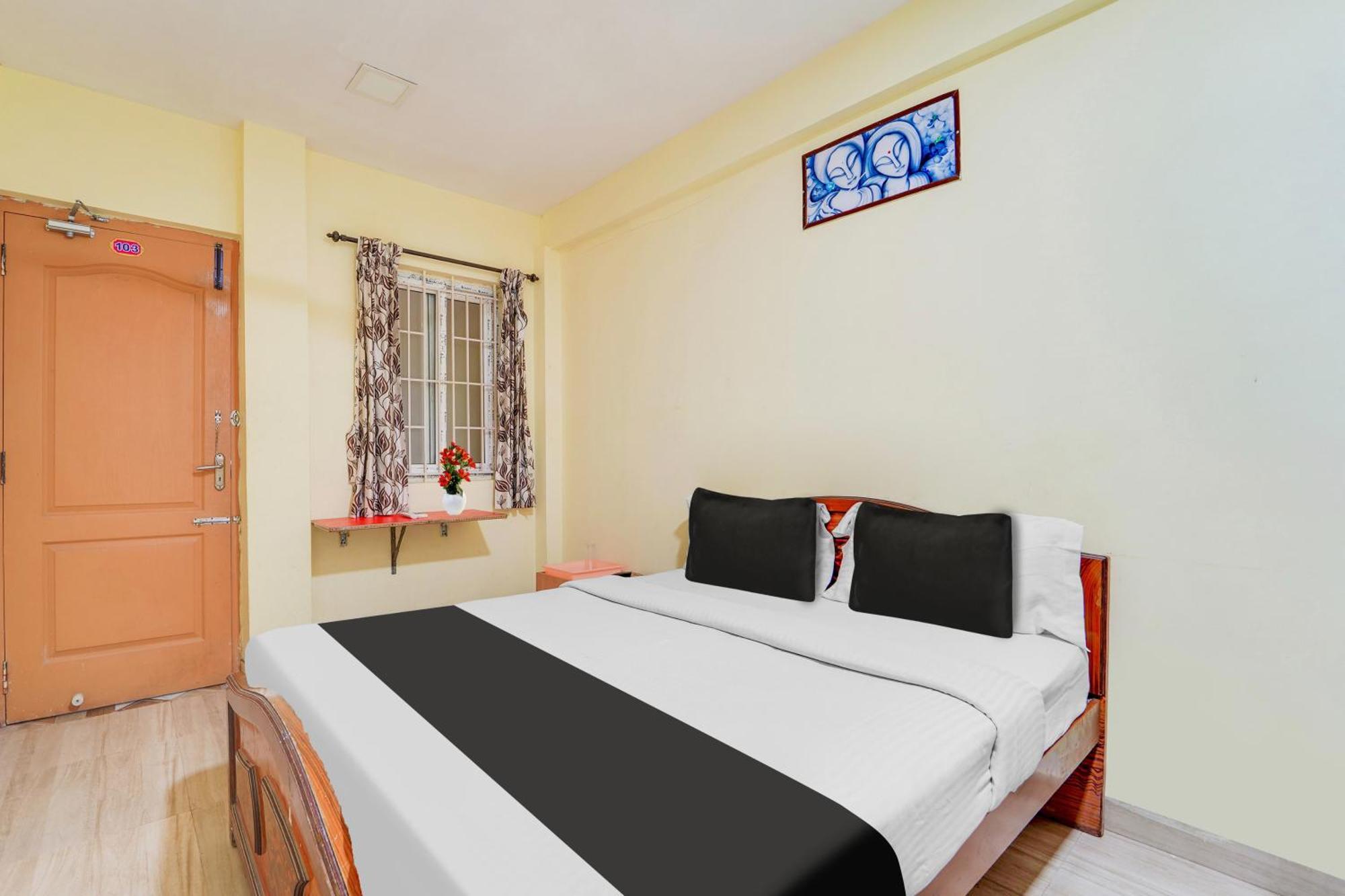 โอโย 8937 ราคุ เรซิเดนซี Hotel โคอิมบาทอร์ ภายนอก รูปภาพ