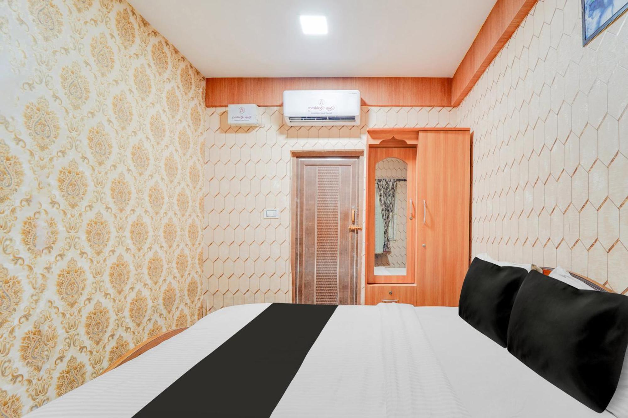 โอโย 8937 ราคุ เรซิเดนซี Hotel โคอิมบาทอร์ ภายนอก รูปภาพ